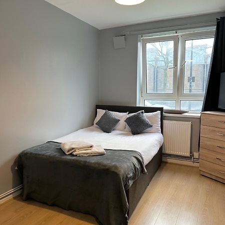 1 Bedroom Flat In Whitechapel, لندن المظهر الخارجي الصورة