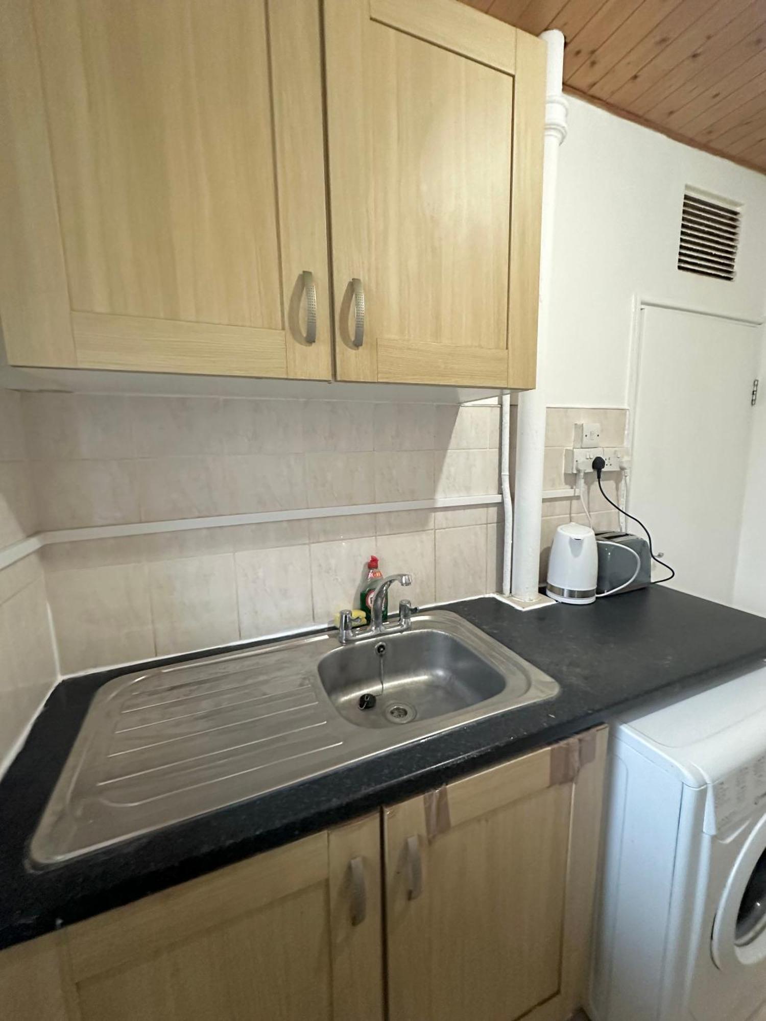1 Bedroom Flat In Whitechapel, لندن المظهر الخارجي الصورة