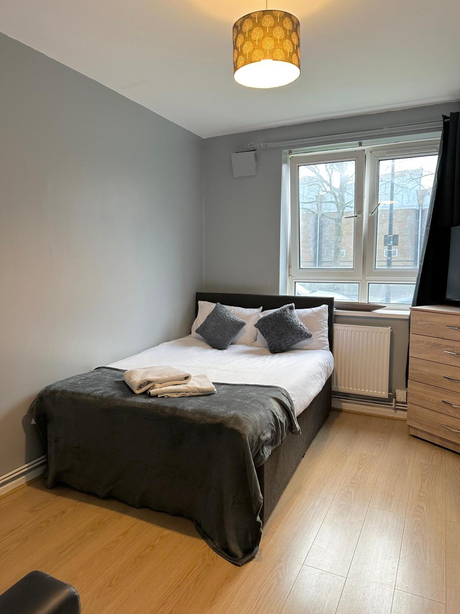1 Bedroom Flat In Whitechapel, لندن المظهر الخارجي الصورة